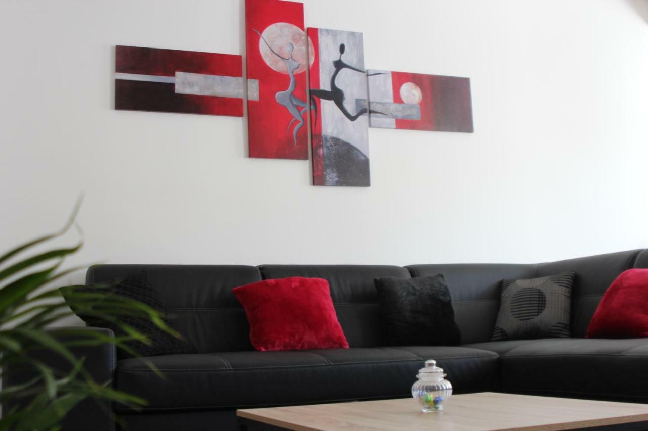 Gite Les 3 Tours 1E Etage Carcassonne Exteriör bild